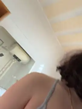 wy2026 online show from April 4, 2026, 1:01 am