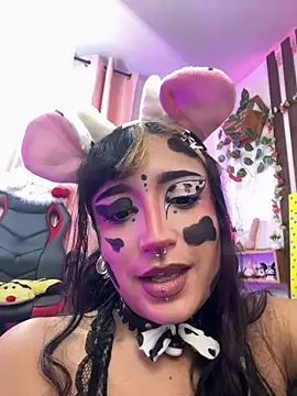Snapshot of MeowMota_ chatting on May 28, 2026, 7:42 pm MeowMota online show from May 28, 2026, 7:42 pm