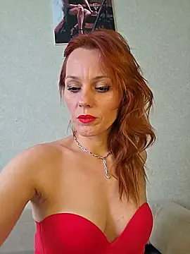 Snapshot of RedFoxy__22 chatting on June 2, 2026, 10:59 am RedFoxy 22 online show from June 2, 2026, 10:59 am