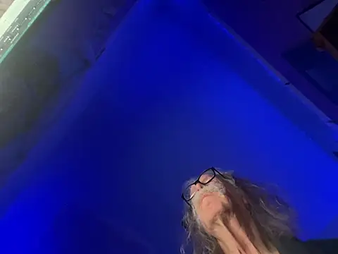 Snapshot of LickYourYoni chatting on February 1, 2026, 12:58 pm LickYourYoni online show from February 1, 2026, 12:58 pm