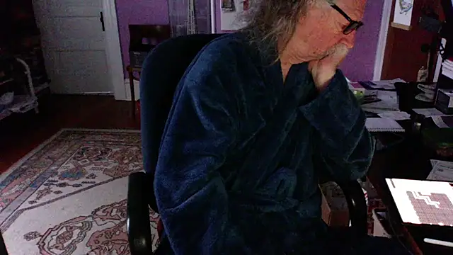 Snapshot of LickYourYoni chatting on May 5, 2026, 1:58 pm LickYourYoni online show from May 5, 2026, 1:58 pm