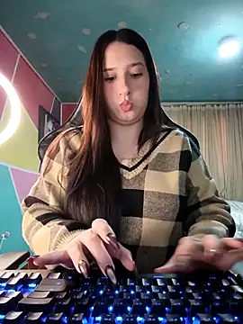 Mysticdooll69 online show from April 7, 2026, 4:20 pm