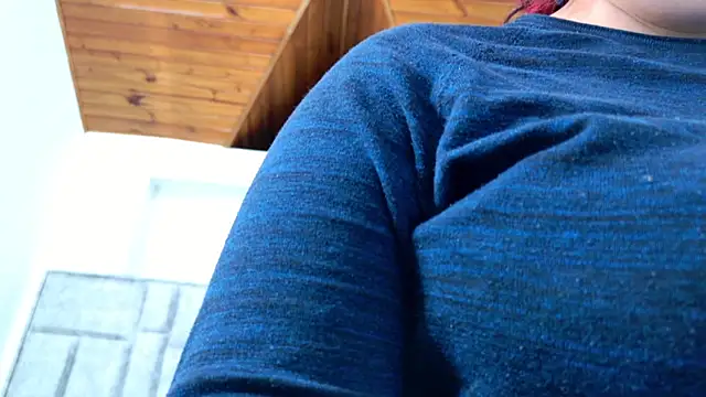 Snapshot of azul_veraa chatting on February 20, 2026, 12:18 pm azul veraa online show from February 20, 2026, 12:18 pm