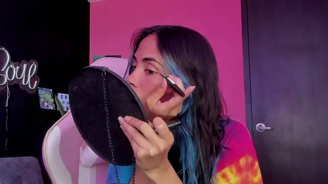 azula lillet online show from April 1, 2026, 4:26 pm