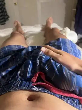 danismart20 online show from April 21, 2026, 9:43 pm