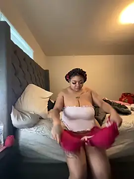 hispinkfreak219 online show from April 22, 2026, 12:56 pm