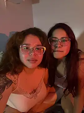 Snapshot of BonnyDarla chatting on May 31, 2026, 5:46 am BonnyDarla online show from May 31, 2026, 5:46 am