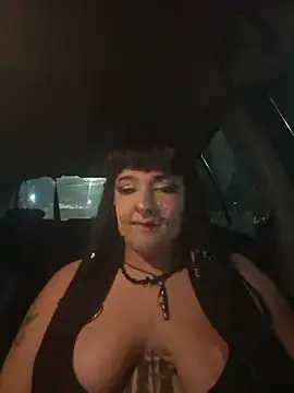 Snapshot of RoseNubble chatting on June 25, 2026, 8:36 pm RoseNubble online show from June 25, 2026, 8:36 pm