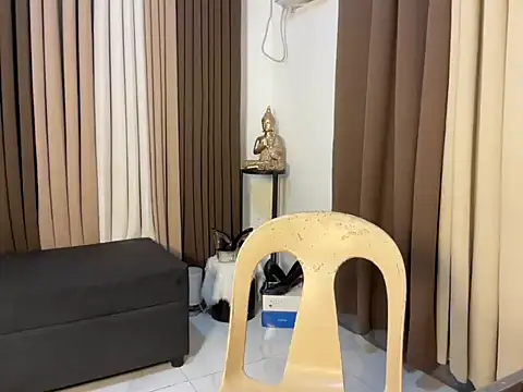 Snapshot of savanna_pleasure chatting on May 16, 2026, 9:19 am savanna pleasure online show from May 16, 2026, 9:19 am