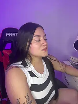 Snapshot of abby_gonzales chatting on March 15, 2026, 7:15 am abby gonzales online show from March 15, 2026, 7:15 am