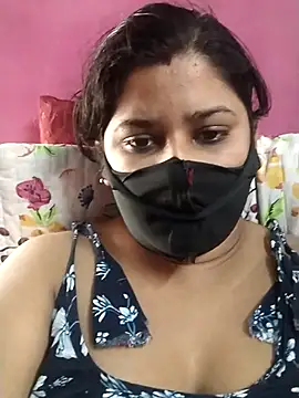 pinkisaha75 online show from February 15, 2026, 8:46 am