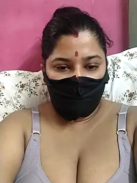 pinkisaha75 online show from April 3, 2026, 1:23 am