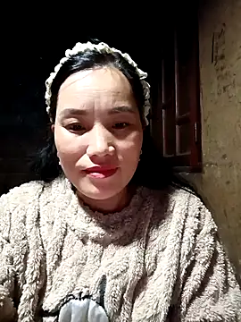 yu--yo online show from February 8, 2026, 1:53 pm