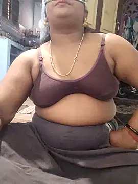 divyasree1431 online show from February 16, 2026, 5:17 am