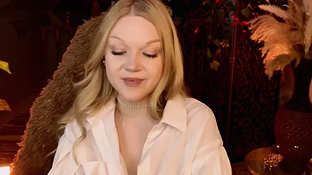 Snapshot of ChloeWhite chatting on March 22, 2026, 9:22 am ChloeWhite online show from March 22, 2026, 9:22 am