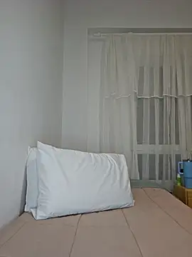 Snapshot of Angelmoon04 chatting on February 24, 2026, 1:50 am Angelmoon04 online show from February 24, 2026, 1:50 am