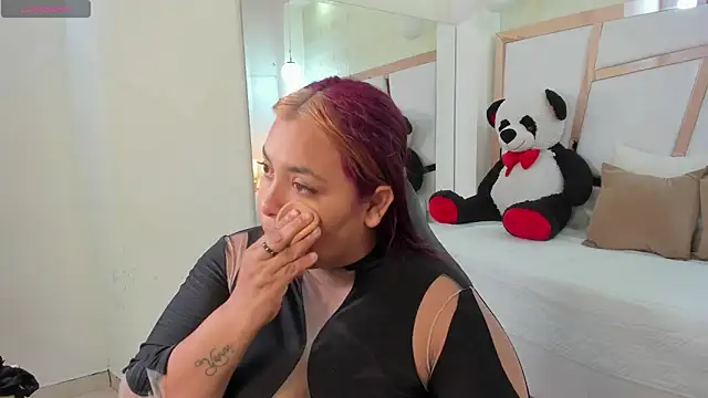 Snapshot of tatikanyx chatting on February 25, 2026, 11:54 am tatikanyx online show from February 25, 2026, 11:54 am