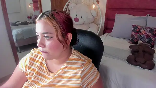 tatikanyx online show from March 28, 2026, 12:28 pm