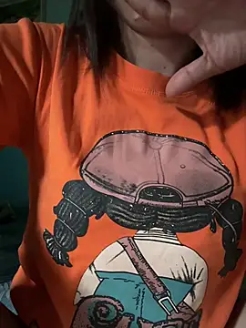 Snapshot of July-love chatting on February 26, 2026, 2:11 am July-love online show from February 26, 2026, 2:11 am