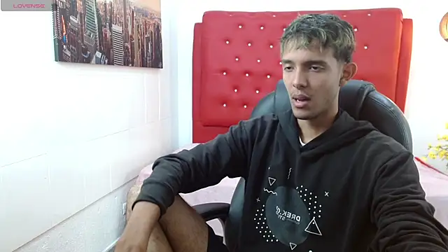 Snapshot of eric_oslo chatting on January 12, 2026, 6:26 pm eric oslo online show from January 12, 2026, 6:26 pm