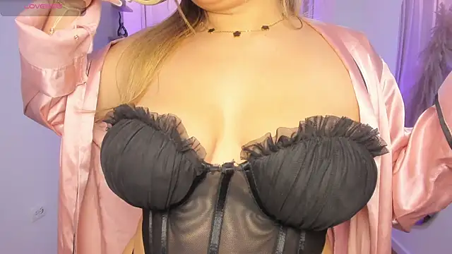 Snapshot of taylor_smiith1 chatting on January 7, 2026, 2:44 pm taylor smiith1 online show from January 7, 2026, 2:44 pm