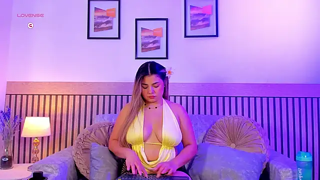 Snapshot of taylor_smiith1 chatting on February 21, 2026, 12:18 pm taylor smiith1 online show from February 21, 2026, 12:18 pm