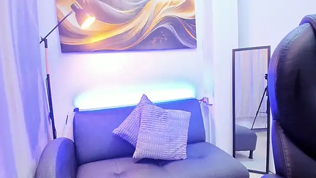 Britney Cortez online show from February 17, 2026, 12:13 pm