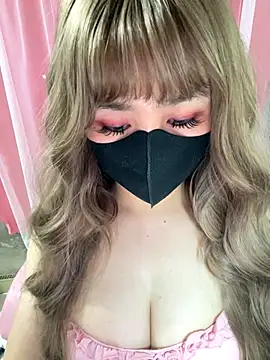 -Violet-t online show from January 8, 2026, 7:14 am