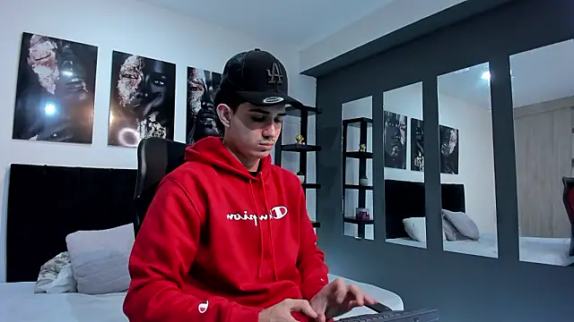 Alejo Grey online show from January 15, 2026, 12:41 pm