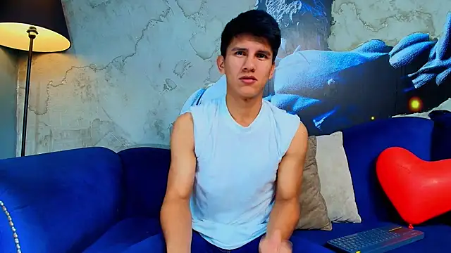 Snapshot of Atlas_desire chatting on February 20, 2026, 1:46 am Atlas desire online show from February 20, 2026, 1:46 am