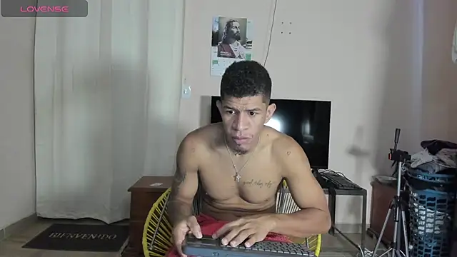 Snapshot of antonio_aguilarx chatting on June 28, 2026, 2:56 pm antonio aguilarx online show from June 28, 2026, 2:56 pm