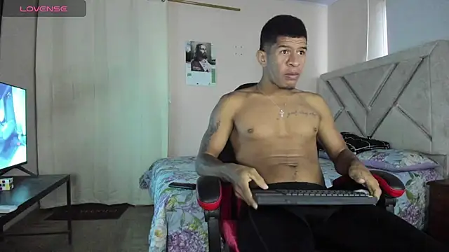 Snapshot of antonio_aguilarx chatting on July 13, 2026, 2:49 pm antonio aguilarx online show from July 13, 2026, 2:49 pm