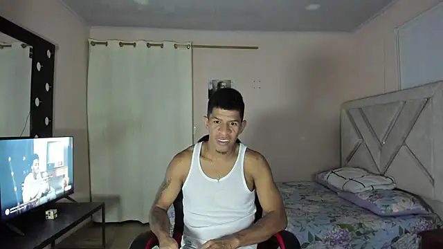 Snapshot of antonio_aguilarx chatting on July 16, 2026, 11:46 pm antonio aguilarx online show from July 16, 2026, 11:46 pm