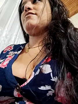 Snapshot of kadani chatting on February 3, 2026, 2:32 am kadani online show from February 3, 2026, 2:32 am