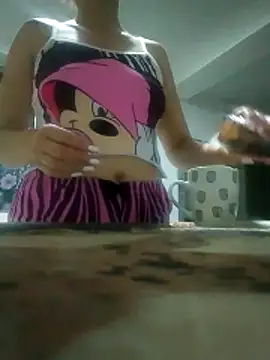 Snapshot of mariana_santacoloma chatting on June 2, 2026, 9:09 am mariana santacoloma online show from June 2, 2026, 9:09 am