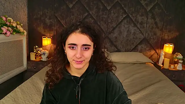 Susan Fors online show from April 13, 2026, 5:33 am