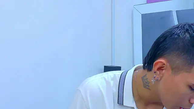 Scook Gray  online show from January 14, 2026, 8:45 pm