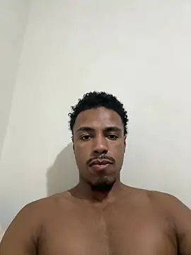 Snapshot of LorenzoBlack27 chatting on July 2, 2026, 12:22 am LorenzoBlack27 online show from July 2, 2026, 12:22 am