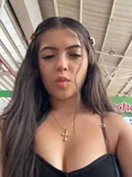 Snapshot of kylie_boo chatting on January 14, 2026, 6:00 pm kylie boo online show from January 14, 2026, 6:00 pm