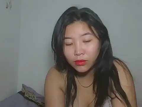 Snapshot of Zyeiii chatting on February 10, 2026, 8:30 pm Zyeiii online show from February 10, 2026, 8:30 pm