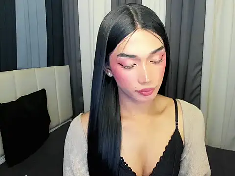 FyangFoxx online show from April 11, 2026, 7:06 pm