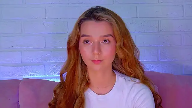 VanessaVienne online show from March 6, 2026, 4:02 pm