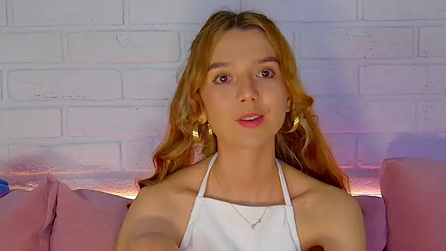 VanessaVienne online show from February 21, 2026, 4:31 pm