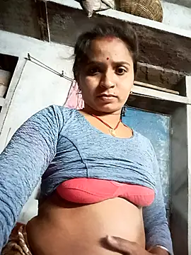 Snapshot of Hirdesh_sahu chatting on May 8, 2026, 5:50 pm Hirdesh sahu online show from May 8, 2026, 5:50 pm