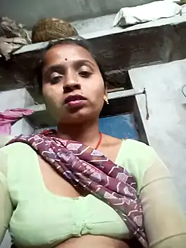 Snapshot of Hirdesh_sahu chatting on April 19, 2026, 5:03 pm Hirdesh sahu online show from April 19, 2026, 5:03 pm