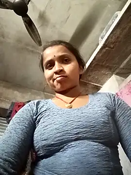 Snapshot of Hirdesh_sahu chatting on April 15, 2026, 4:11 pm Hirdesh sahu online show from April 15, 2026, 4:11 pm