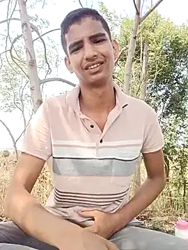sahilcute1 online show from May 23, 2026, 4:22 am