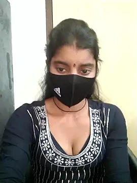 Snapshot of Erotic-Girl chatting on January 17, 2026, 7:45 am Erotic-Girl online show from January 17, 2026, 7:45 am