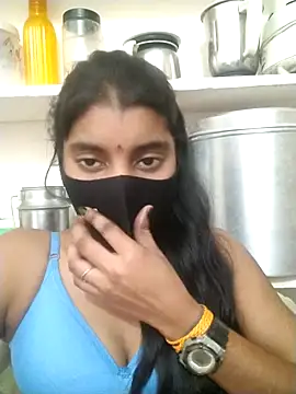 Snapshot of Erotic-Girl chatting on January 15, 2026, 7:34 am Erotic-Girl online show from January 15, 2026, 7:34 am