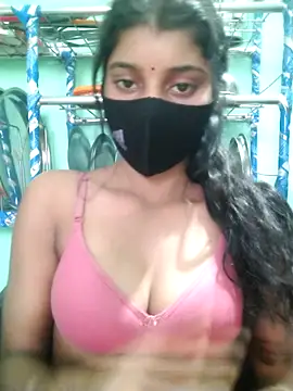 Snapshot of Erotic-Girl chatting on February 24, 2026, 11:55 am Erotic-Girl online show from February 24, 2026, 11:55 am